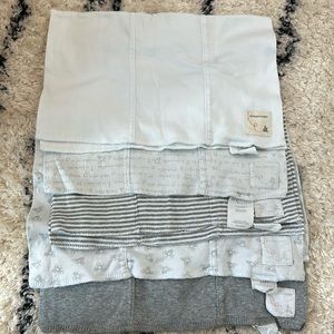 Burt’s Bees Baby Burp Cloths